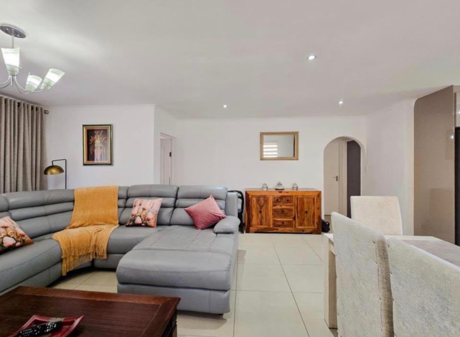 3 Bedroom Property for Sale in Amalinda Eastern Cape